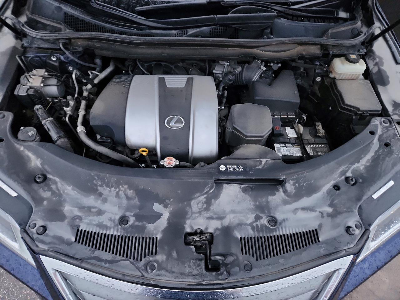 Lexus RX Base