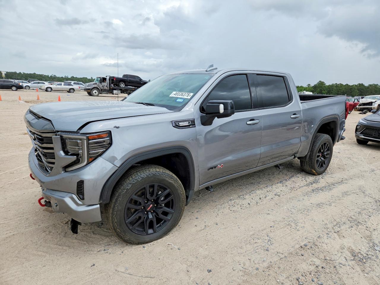 Salvage GMC Sierra Image