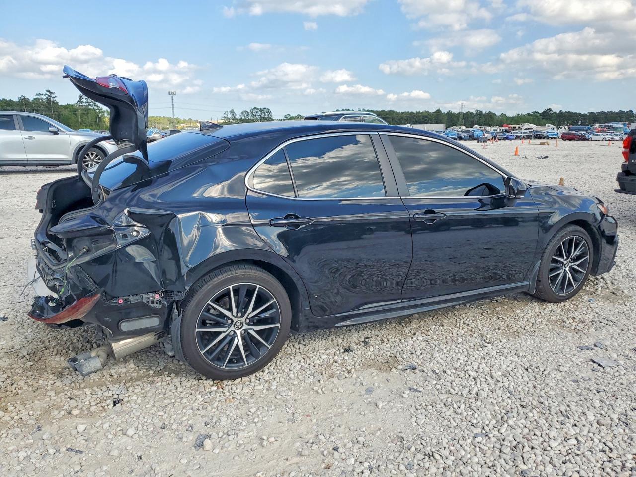 Toyota Camry Se