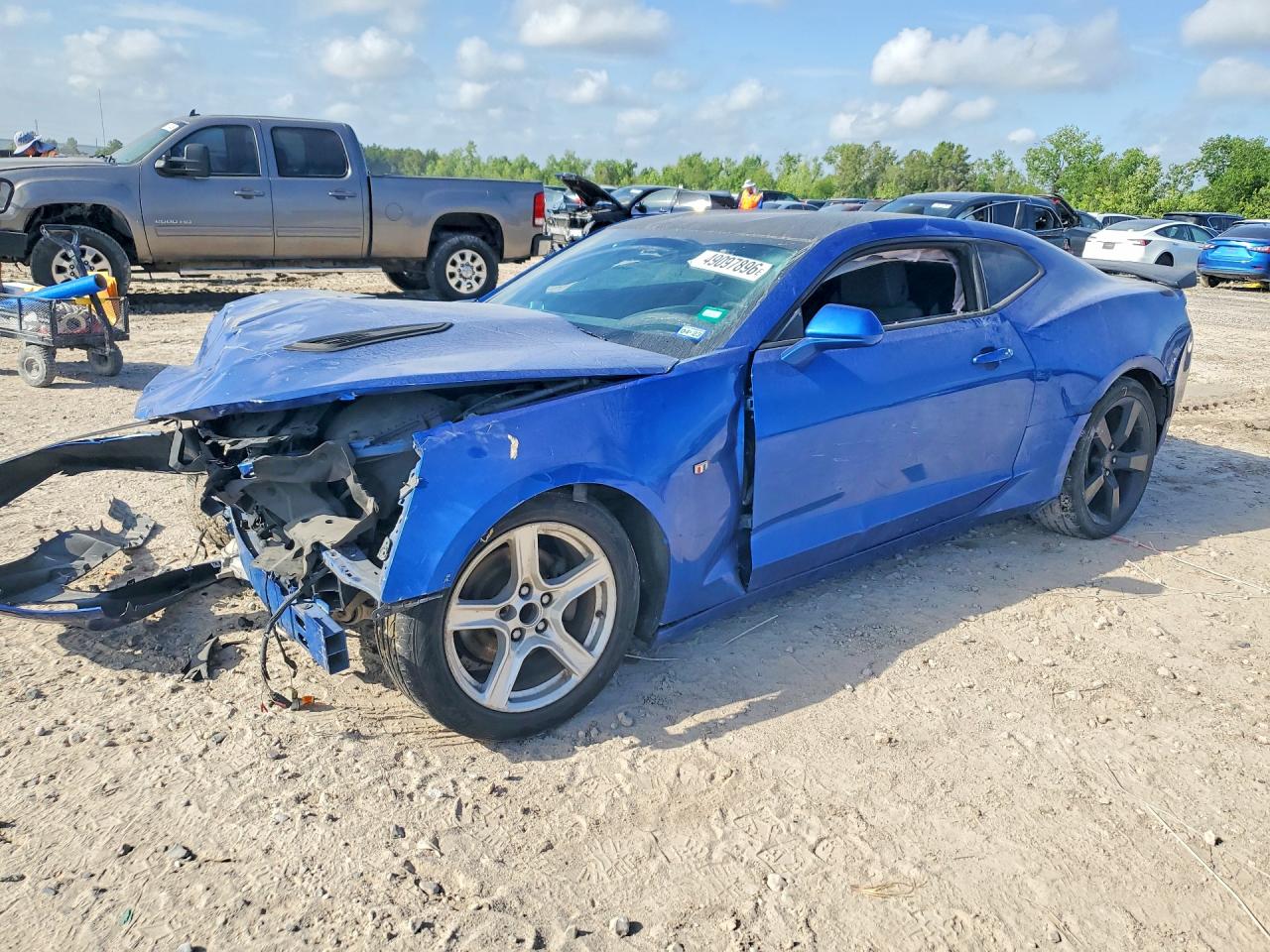Salvage Chevrolet Camaro Image