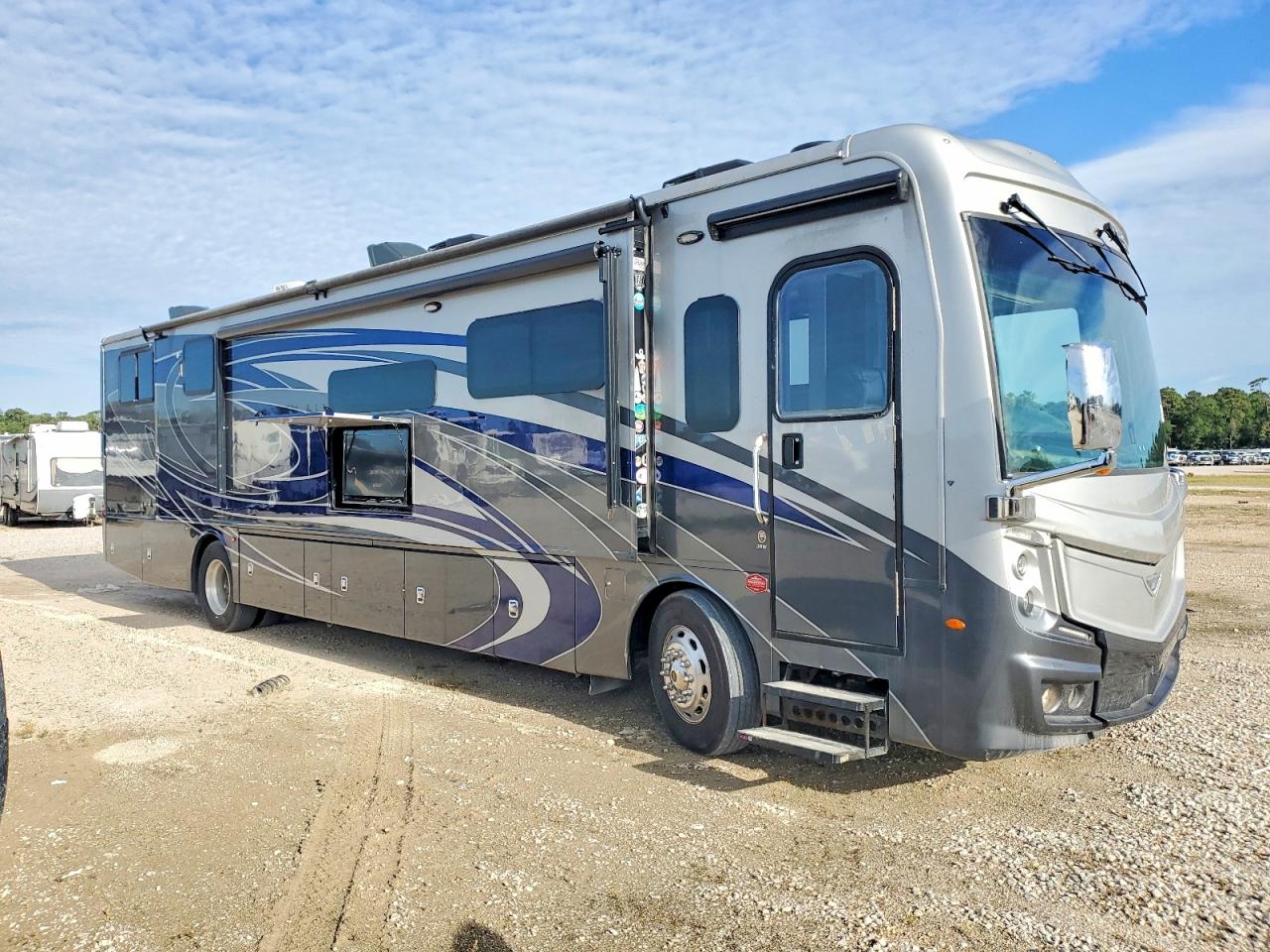 2022 Freightliner Chassis