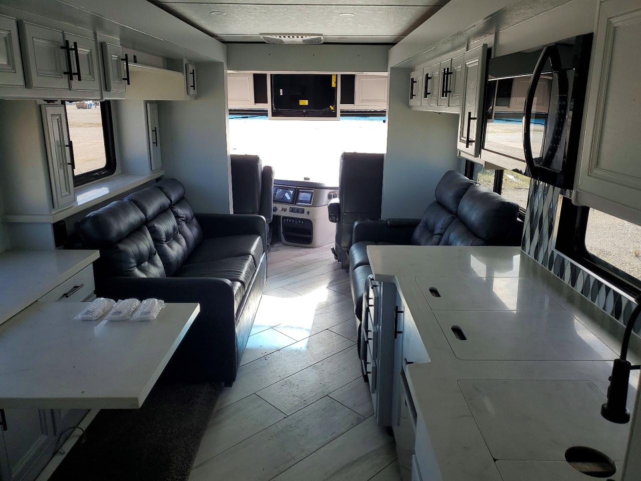 Freightliner Chassis Xc