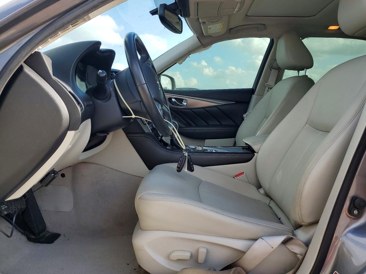 INFINITI Q50 3.0t P 3.0t Signature Edition