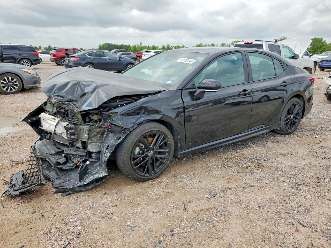Salvage Toyota Camry Image