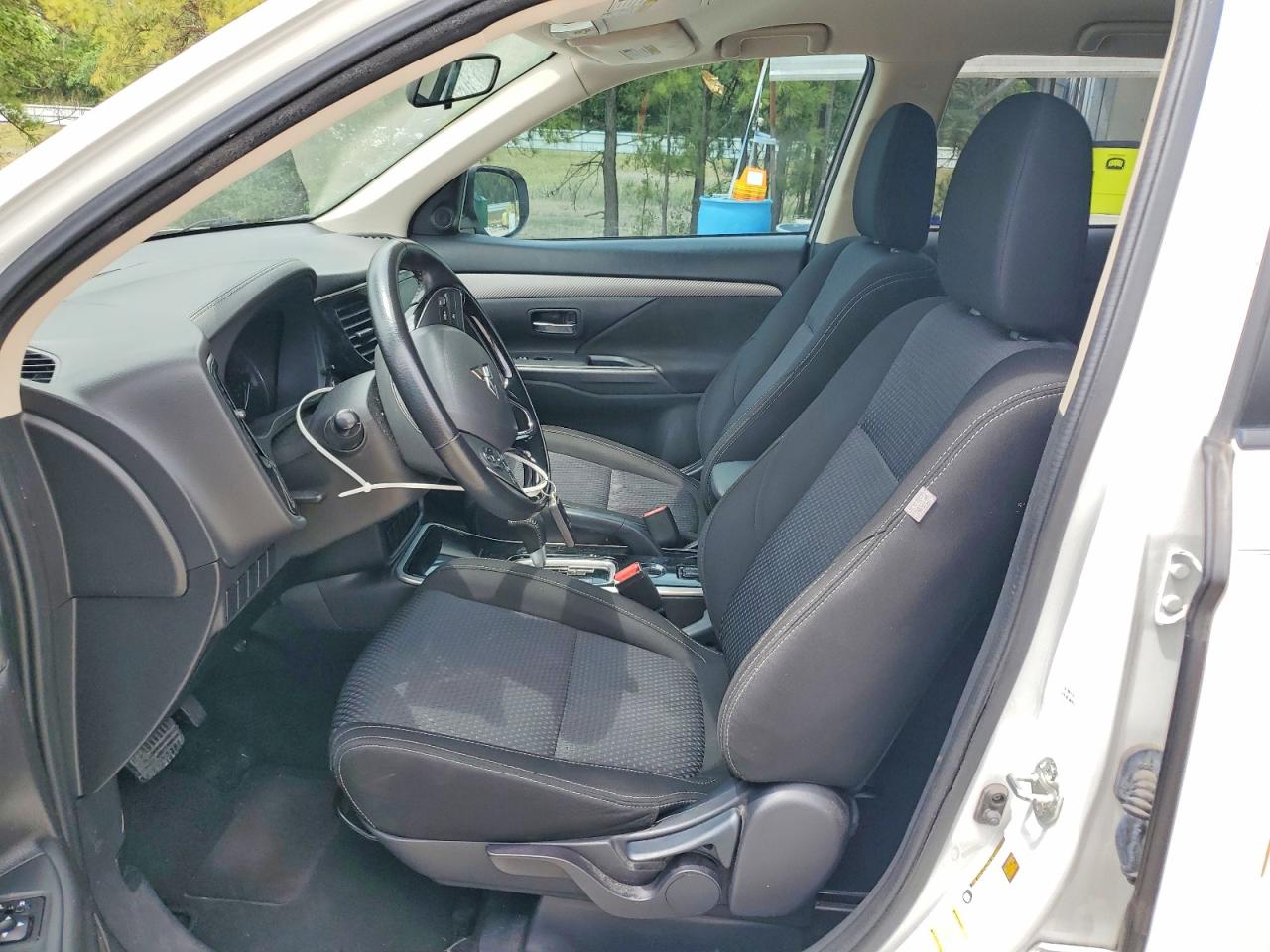 Mitsubishi Outlander Se