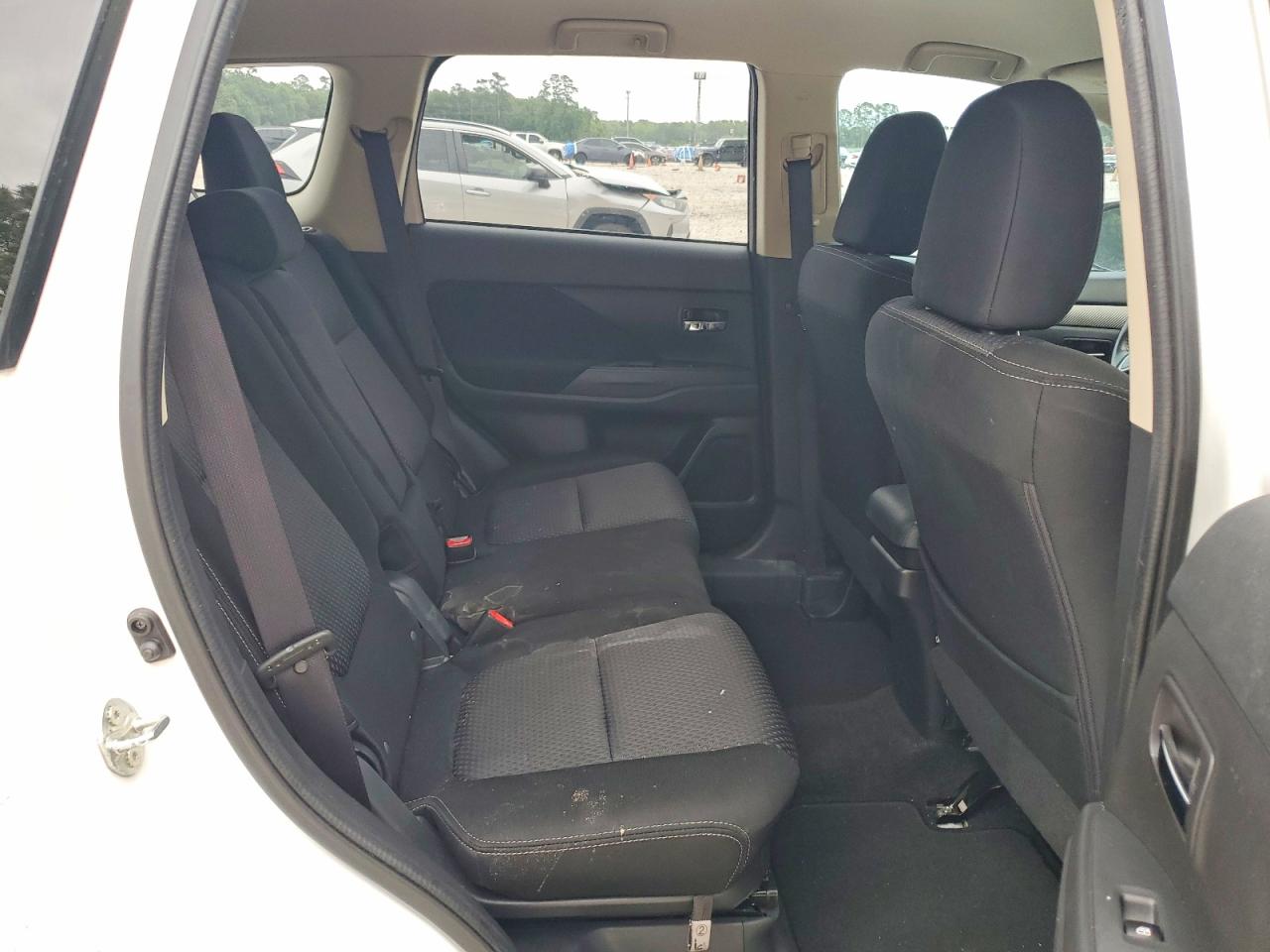 Mitsubishi Outlander Se