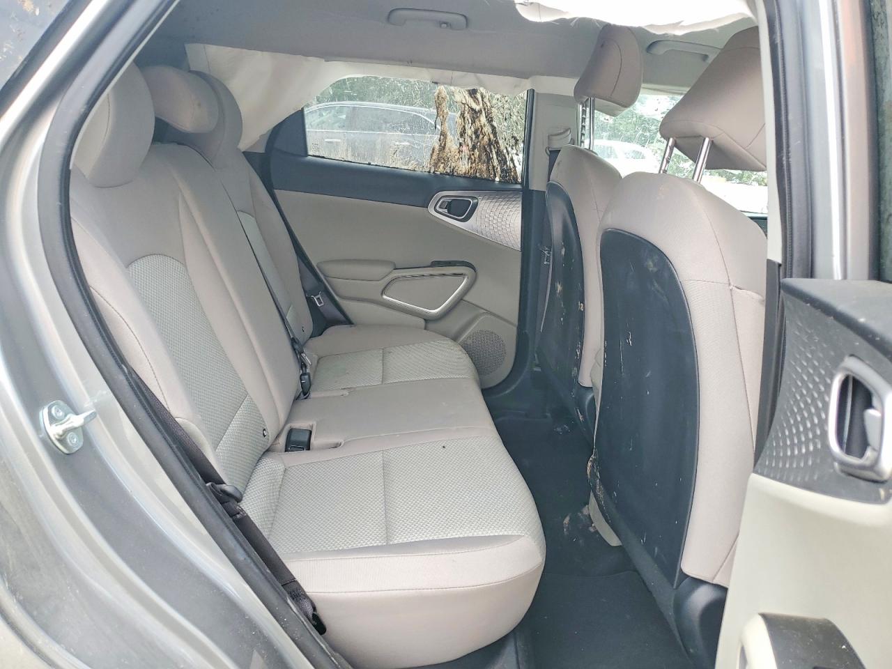 Kia Soul Lx