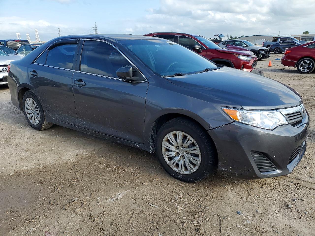 Toyota Camry L