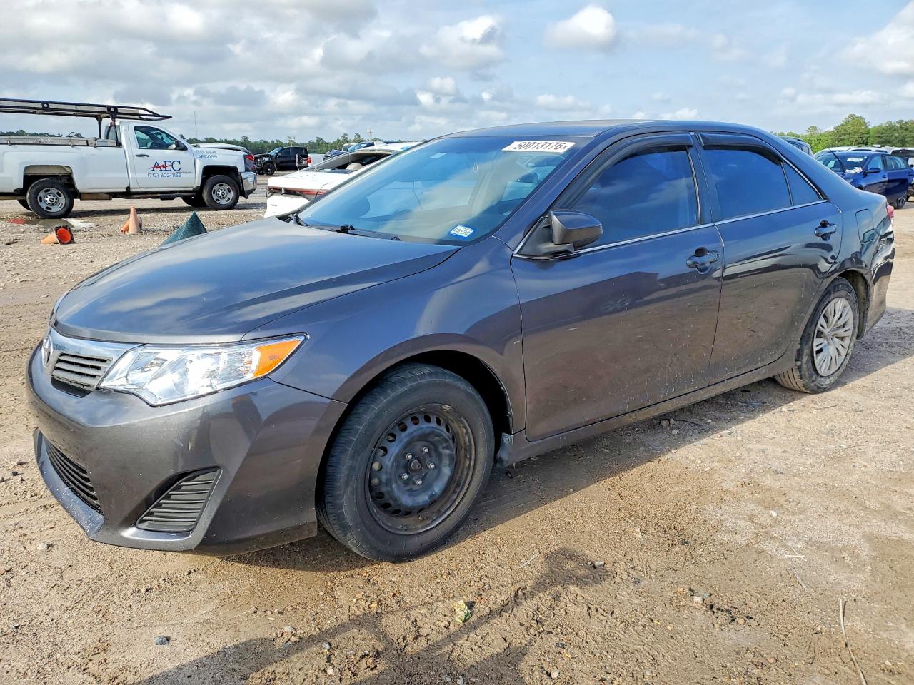 Salvage Toyota Camry Image