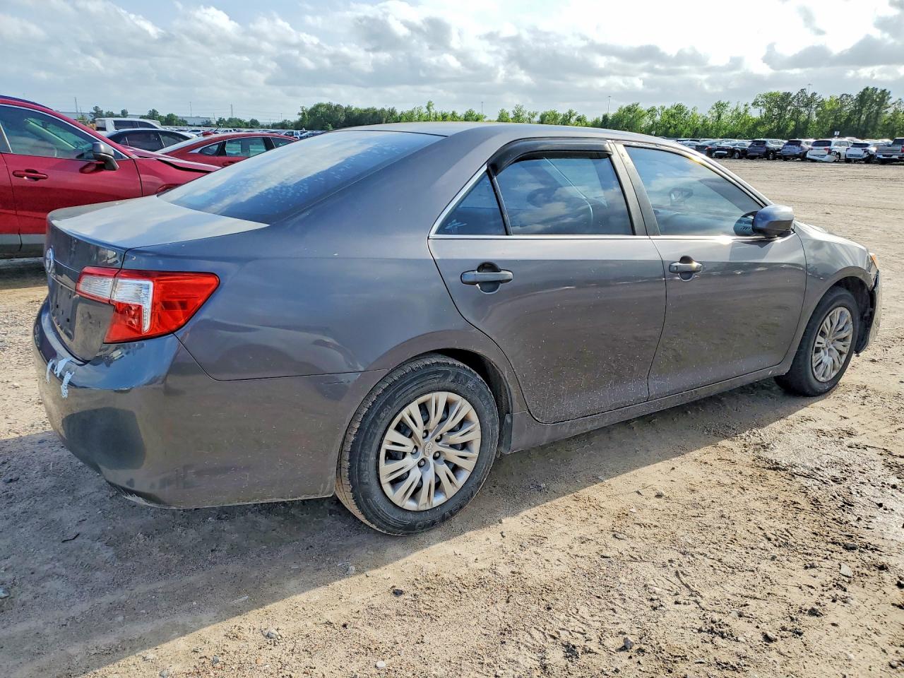 Toyota Camry L