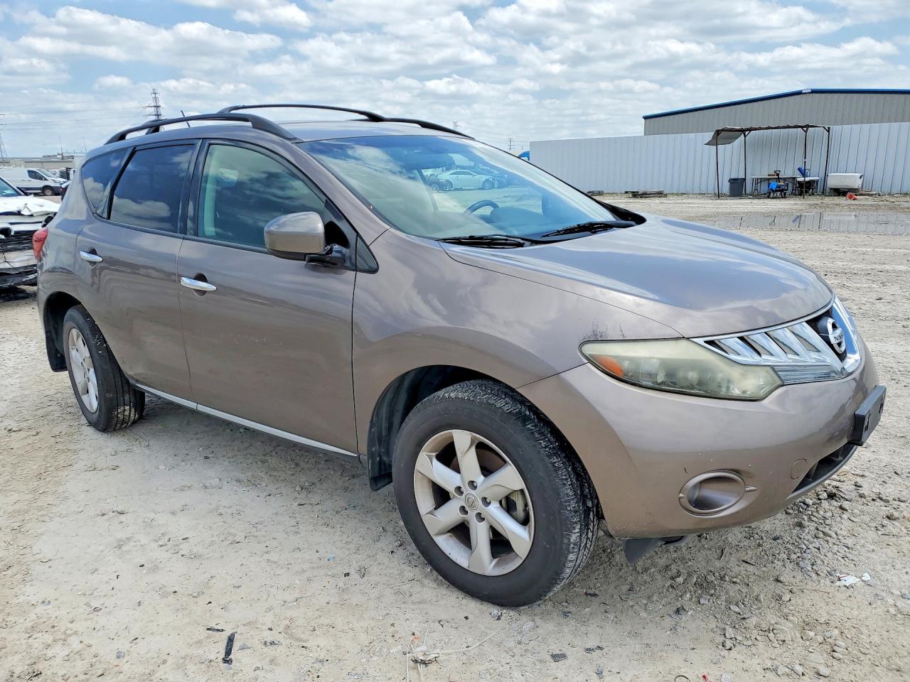 Nissan Murano S
