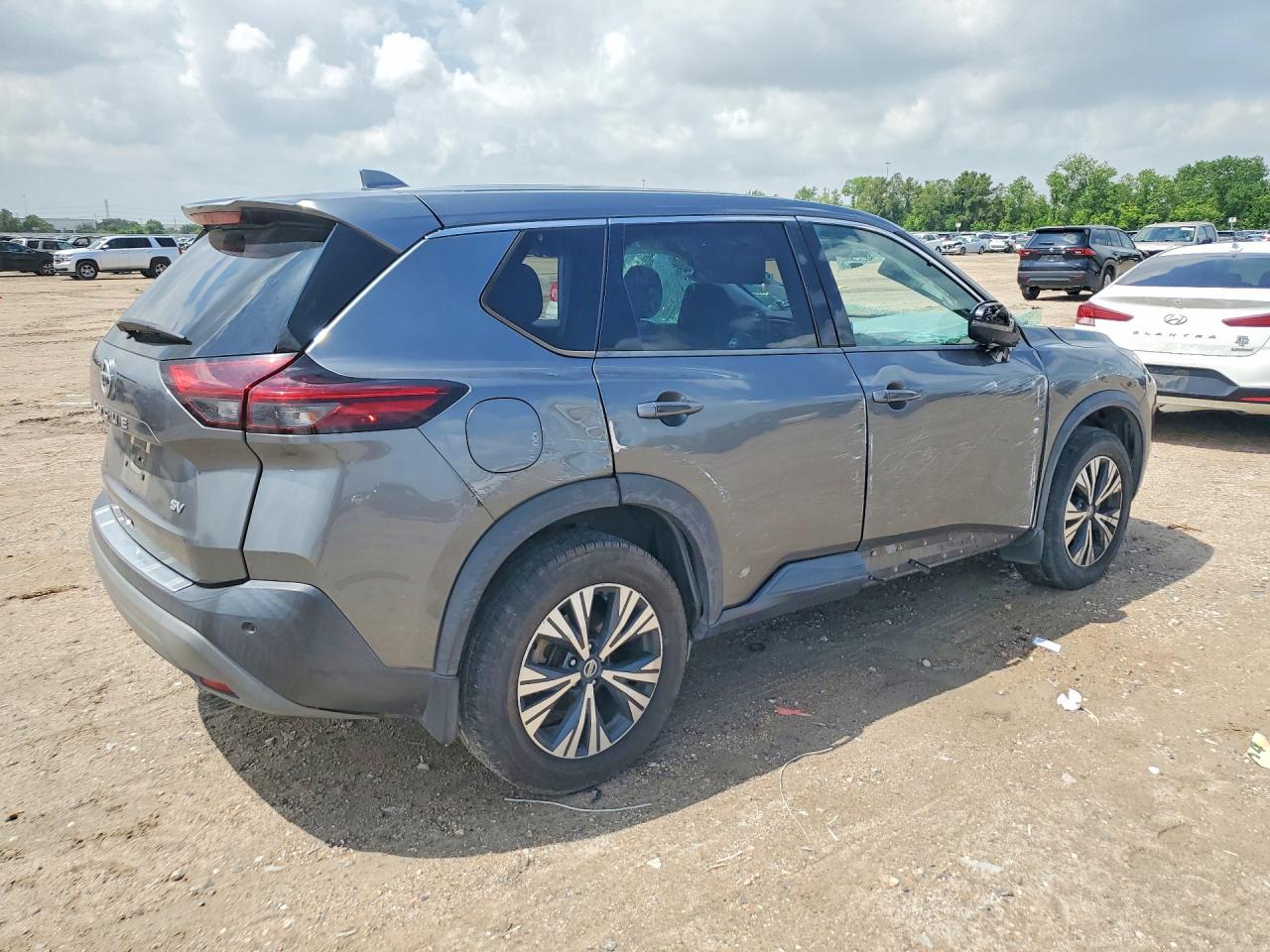 Nissan Rouge Sl