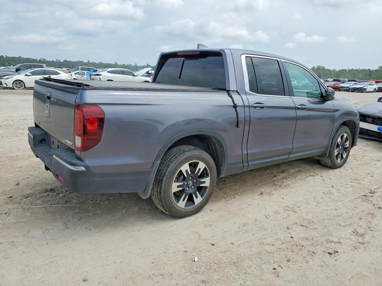 Honda Ridgeline Rtl