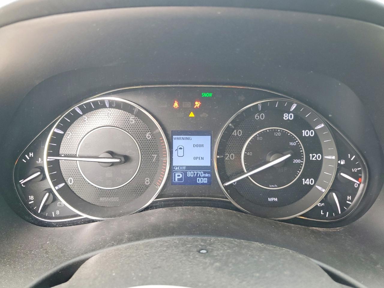Nissan Armada Platinum