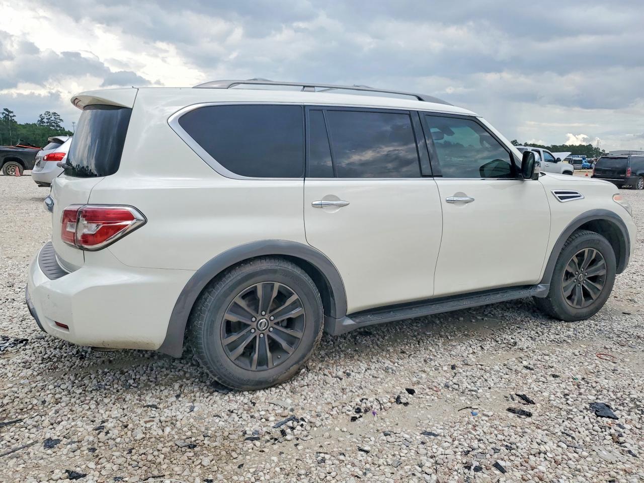 Nissan Armada Platinum