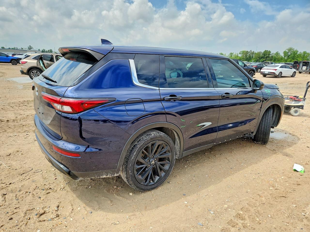 Mitsubishi Outlander Se