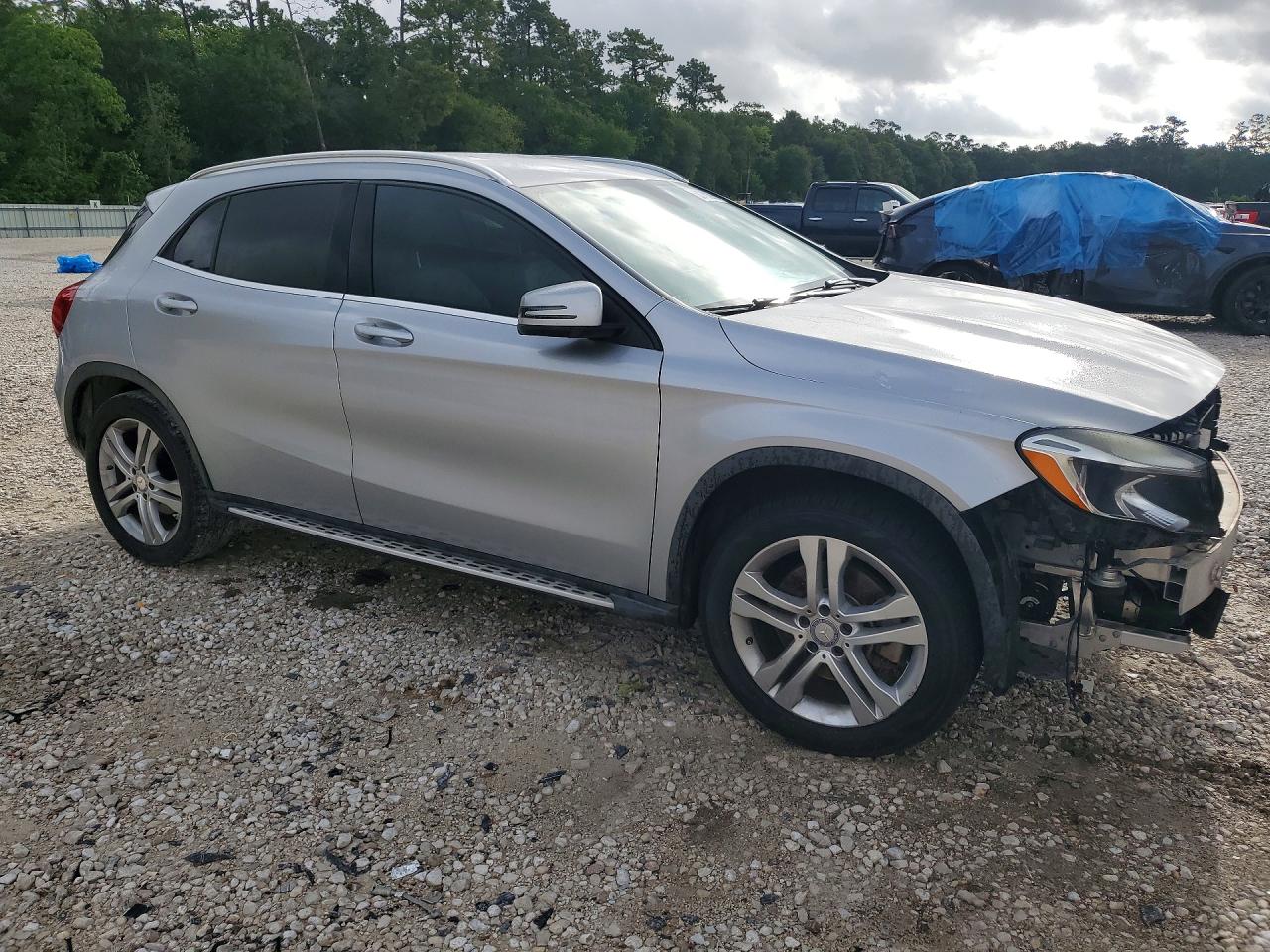 Mercedes-Benz GLA 250