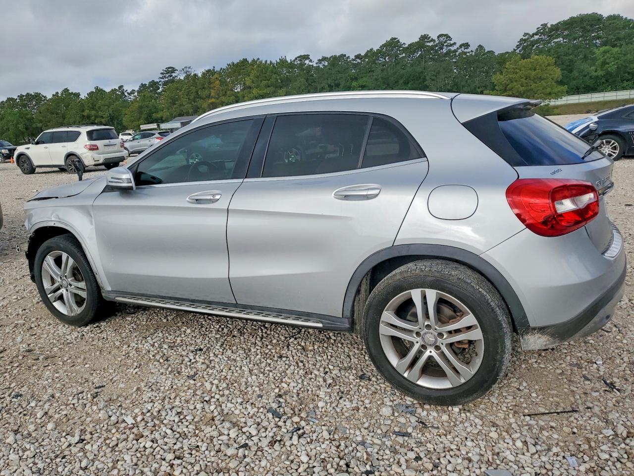Mercedes-Benz GLA 250