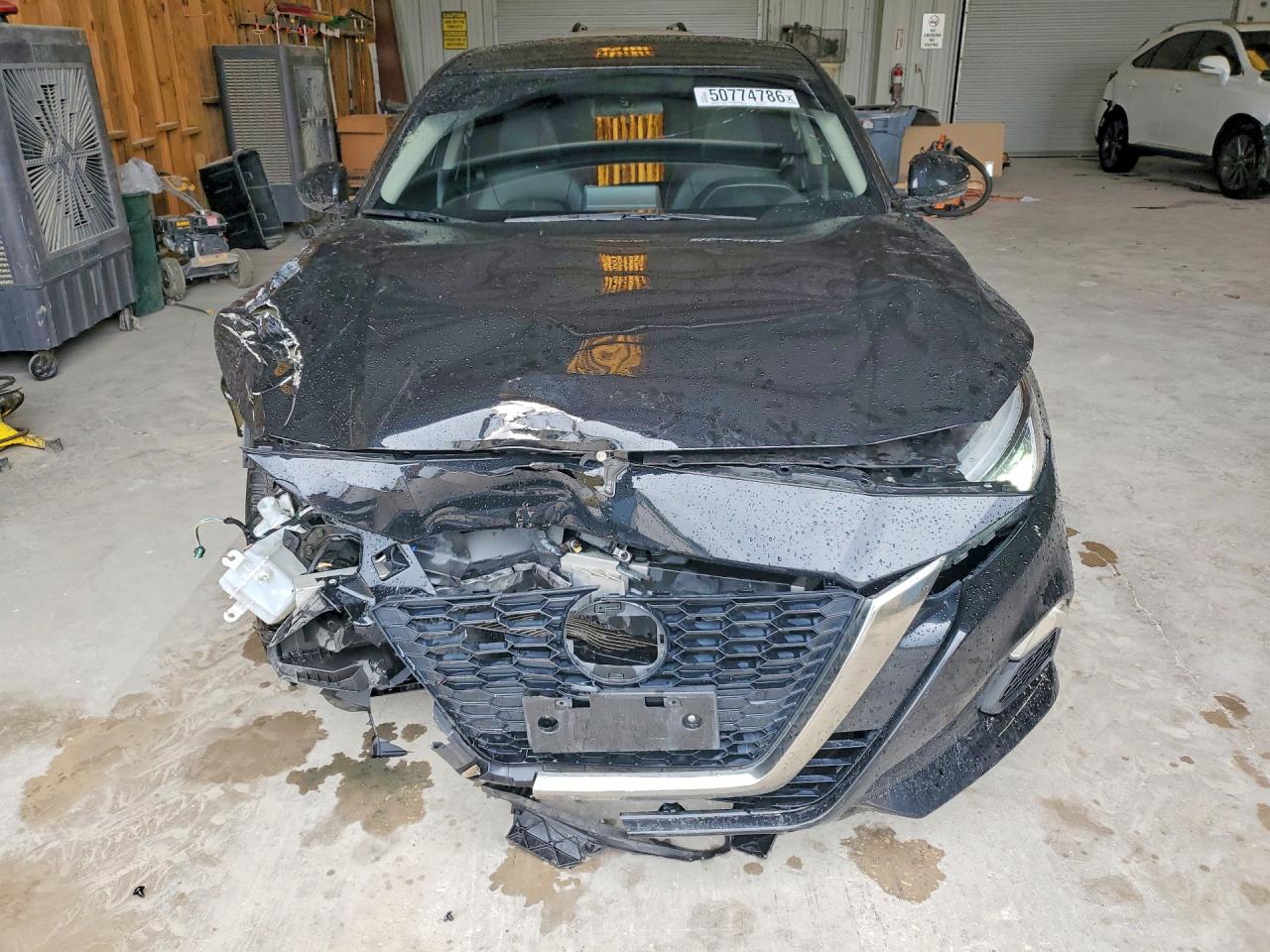Nissan Altima Sr