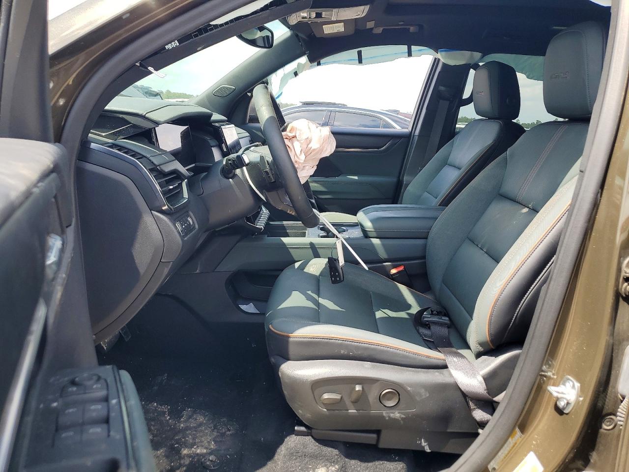 GMC Acadia At4