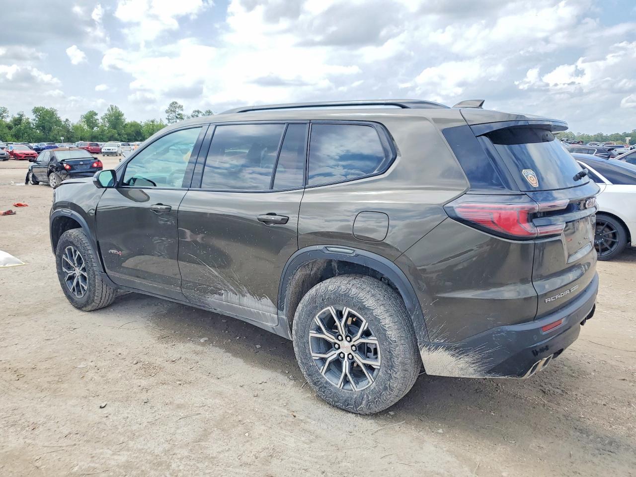 GMC Acadia At4