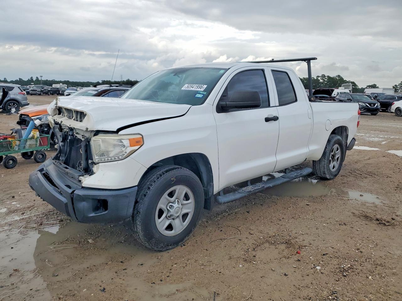Salvage Toyota Tundra Image