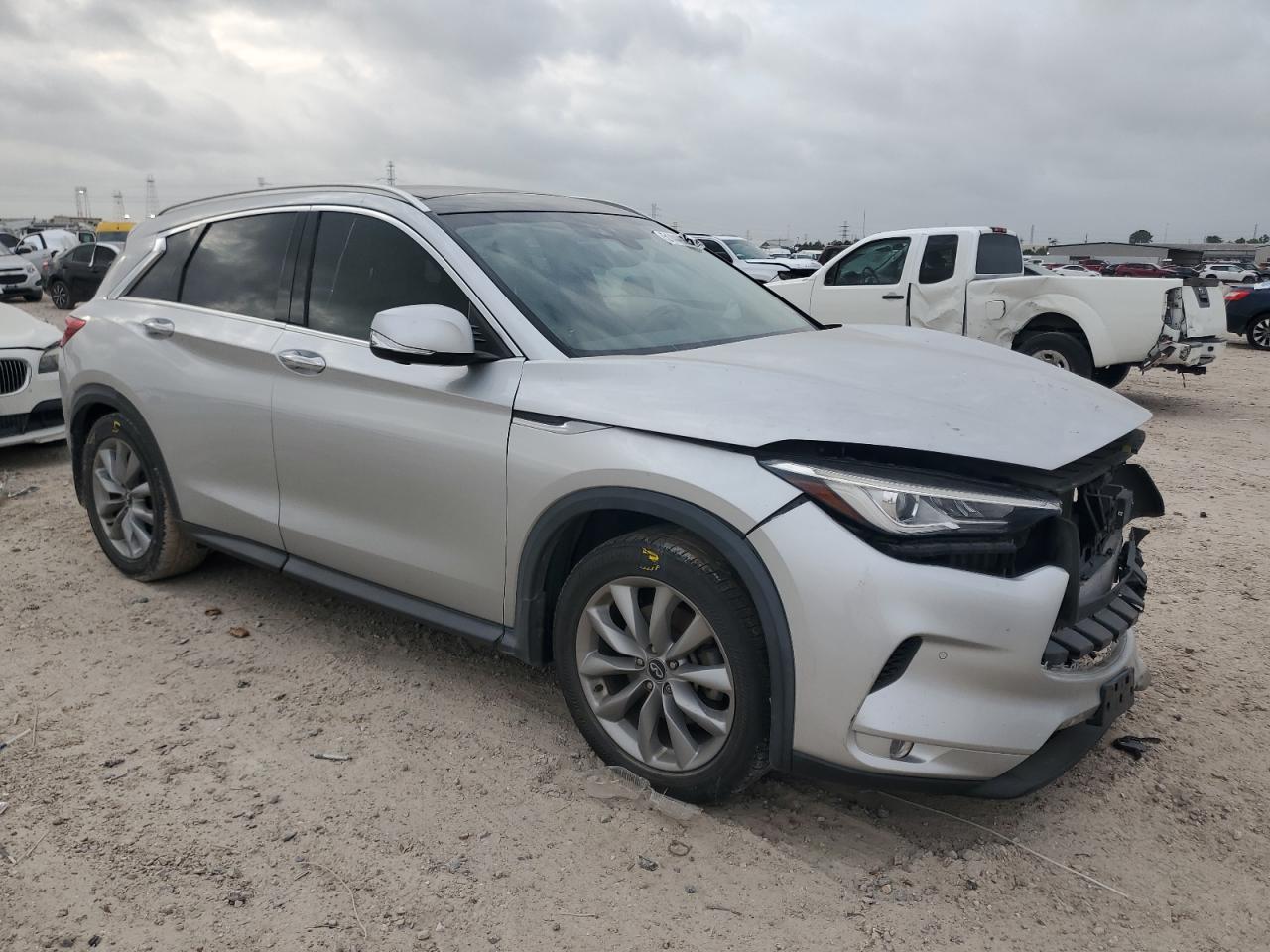 INFINITI Qx Essential