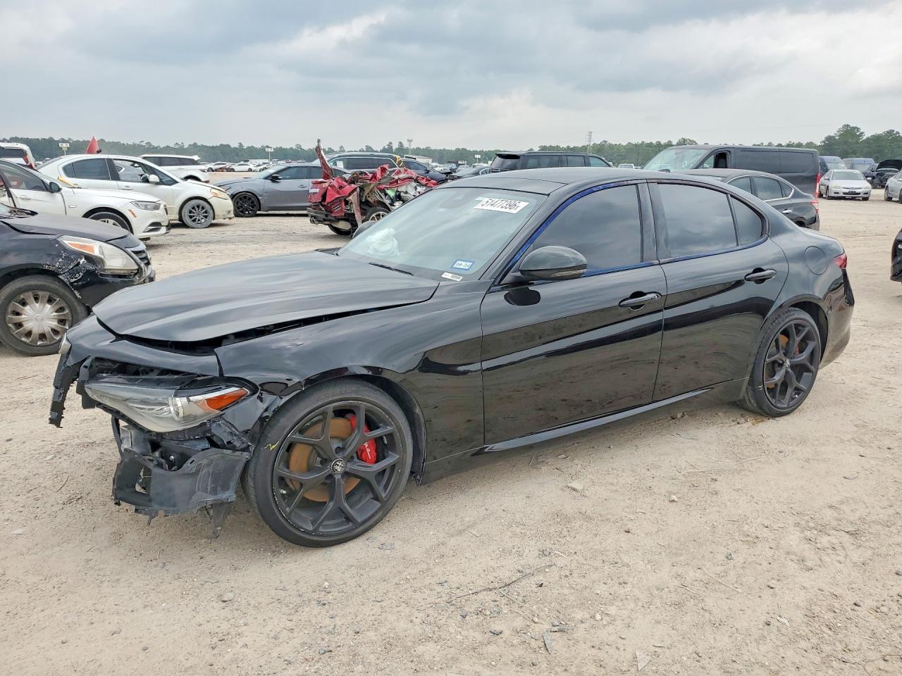 Salvage Alfa Romeo Giulia Image