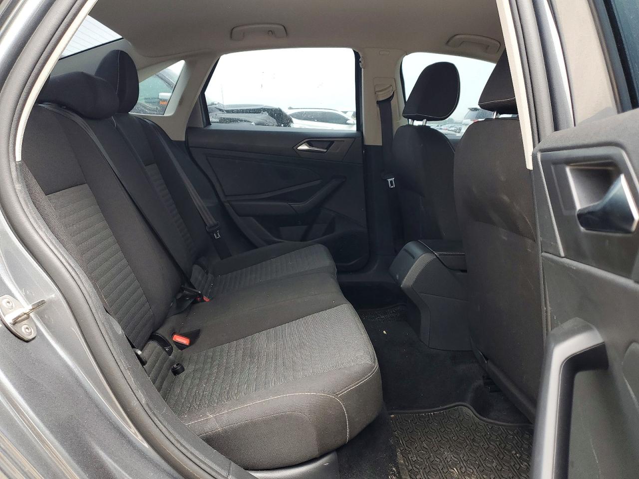 Volkswagen Jetta S