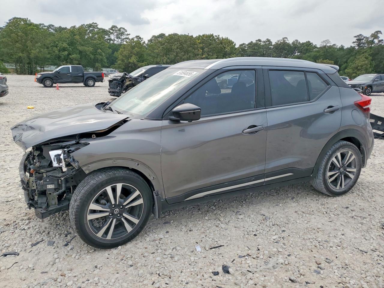 Salvage Nissan Kicks Image