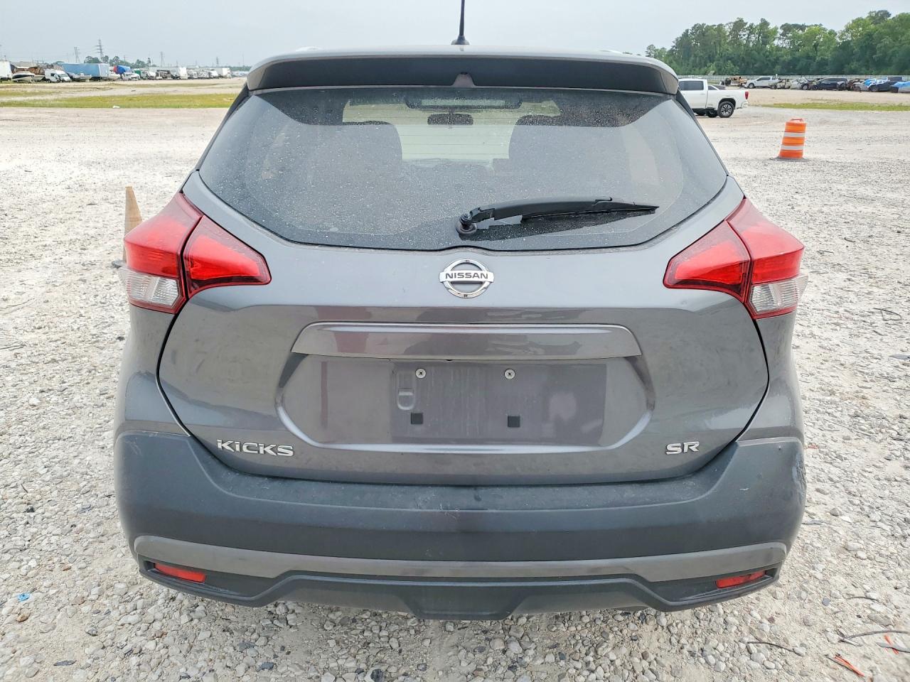 Nissan Kicks Sr