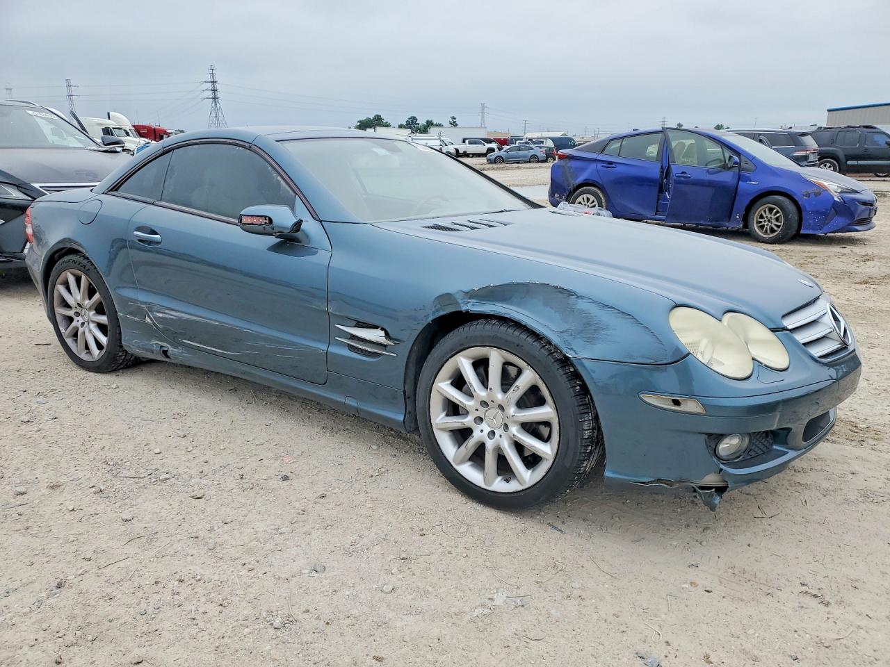 Mercedes-Benz S-Class 550