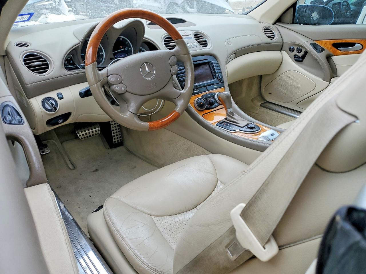 Mercedes-Benz S-Class 550