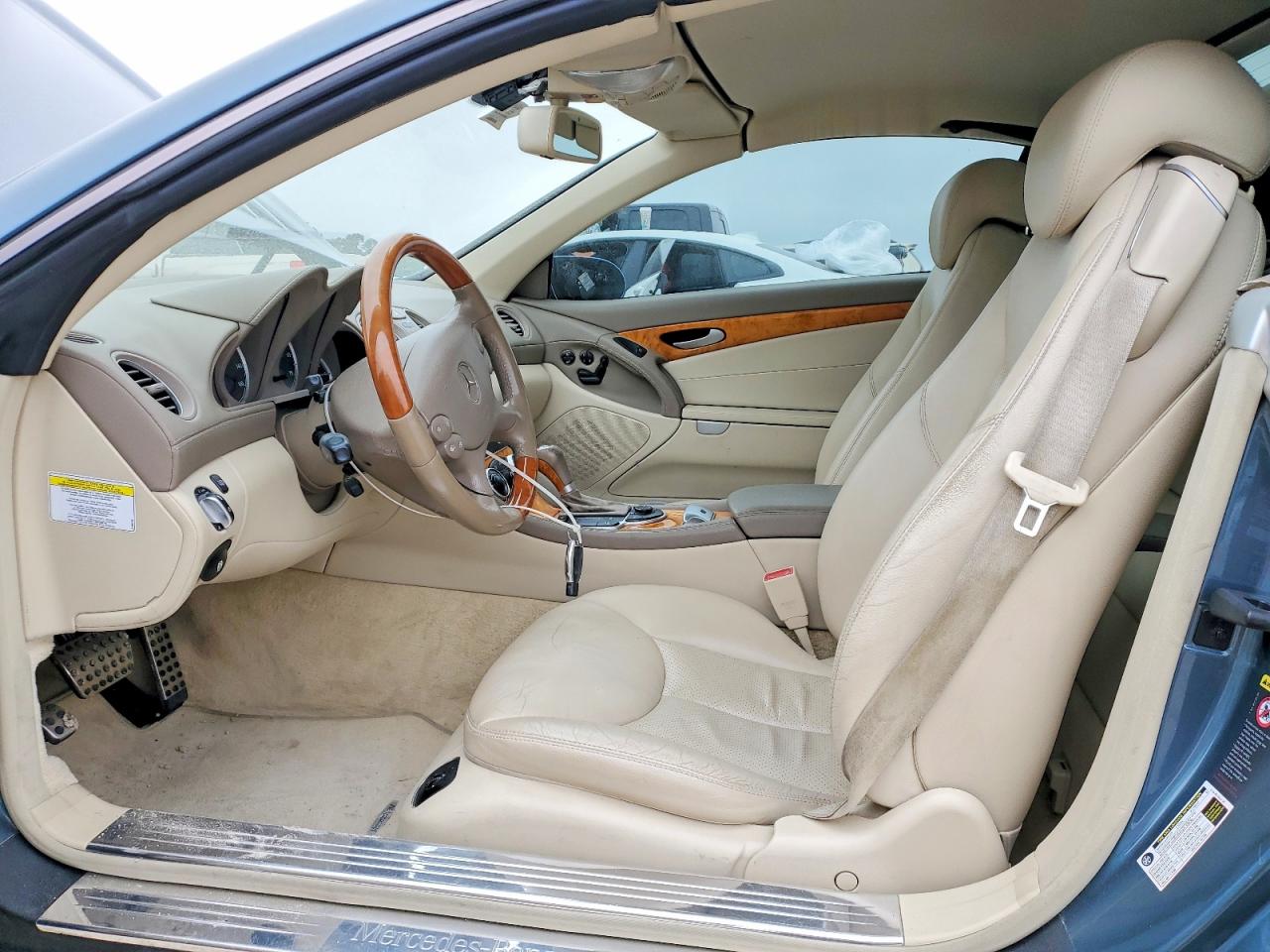 Mercedes-Benz S-Class 550