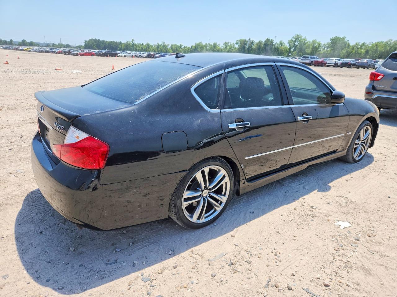 INFINITI M35 Base