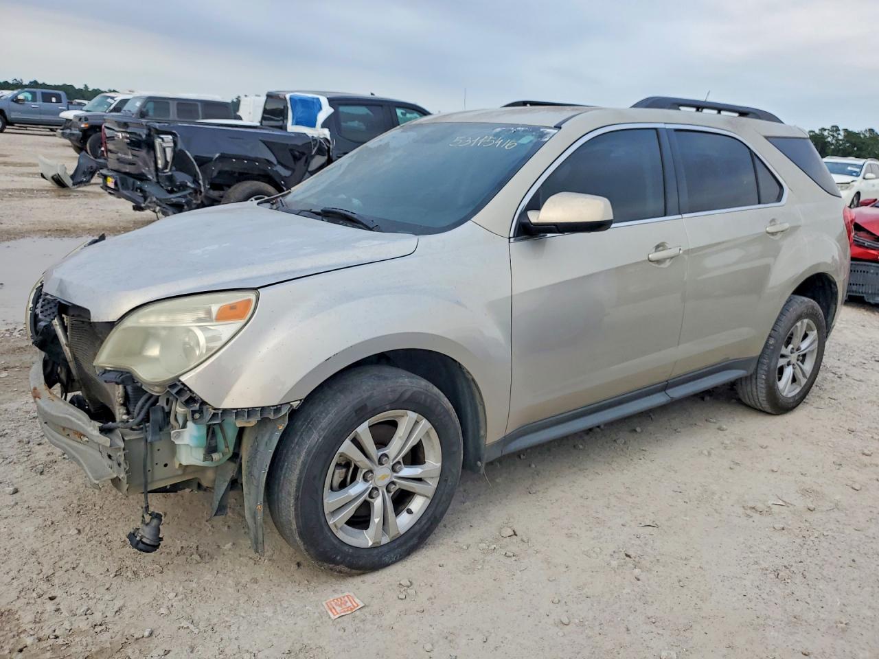 Salvage Chevrolet Equinox Image