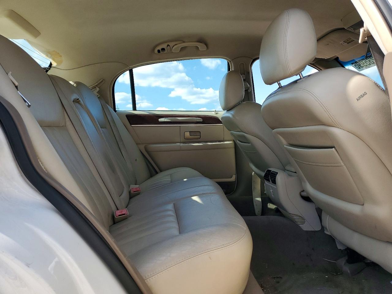 Lincoln Towncar
