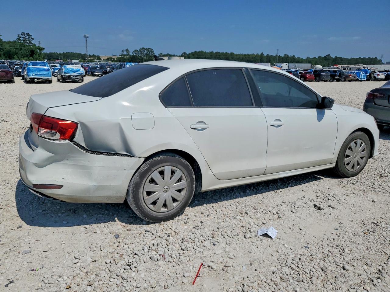 Volkswagen Jetta Base
