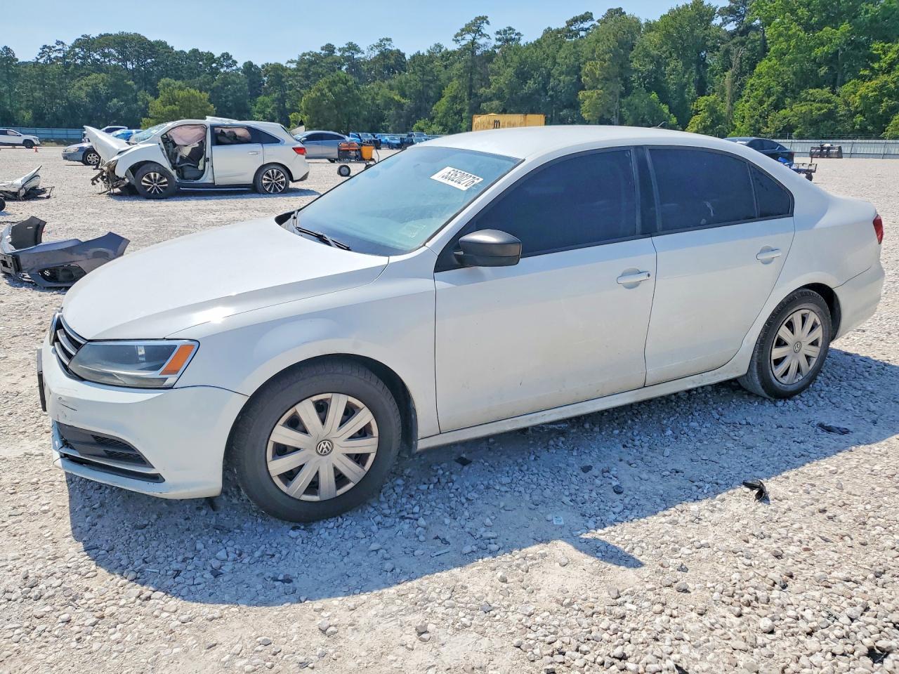 Salvage Volkswagen Jetta Image