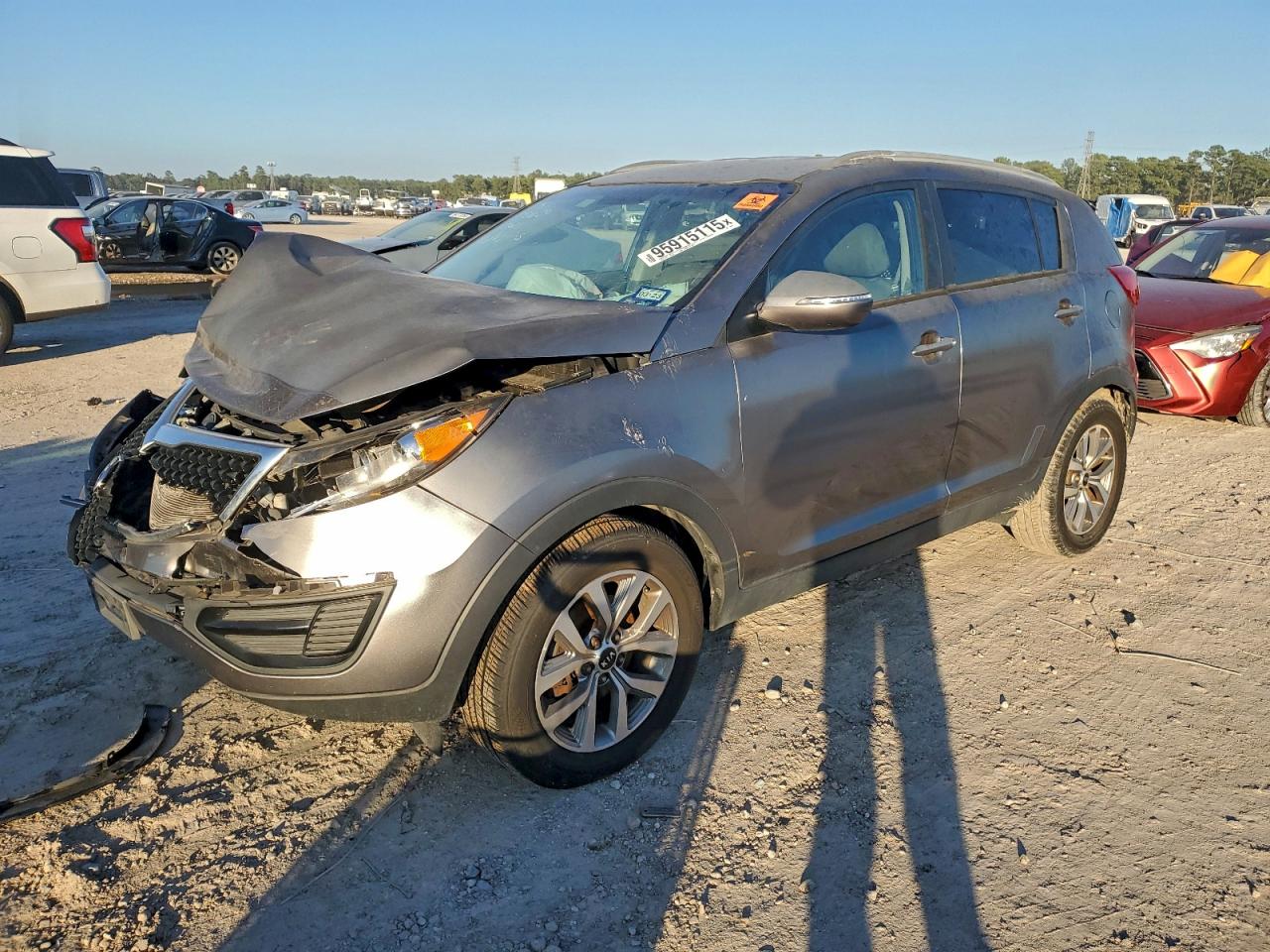 Salvage Kia Sportage Image