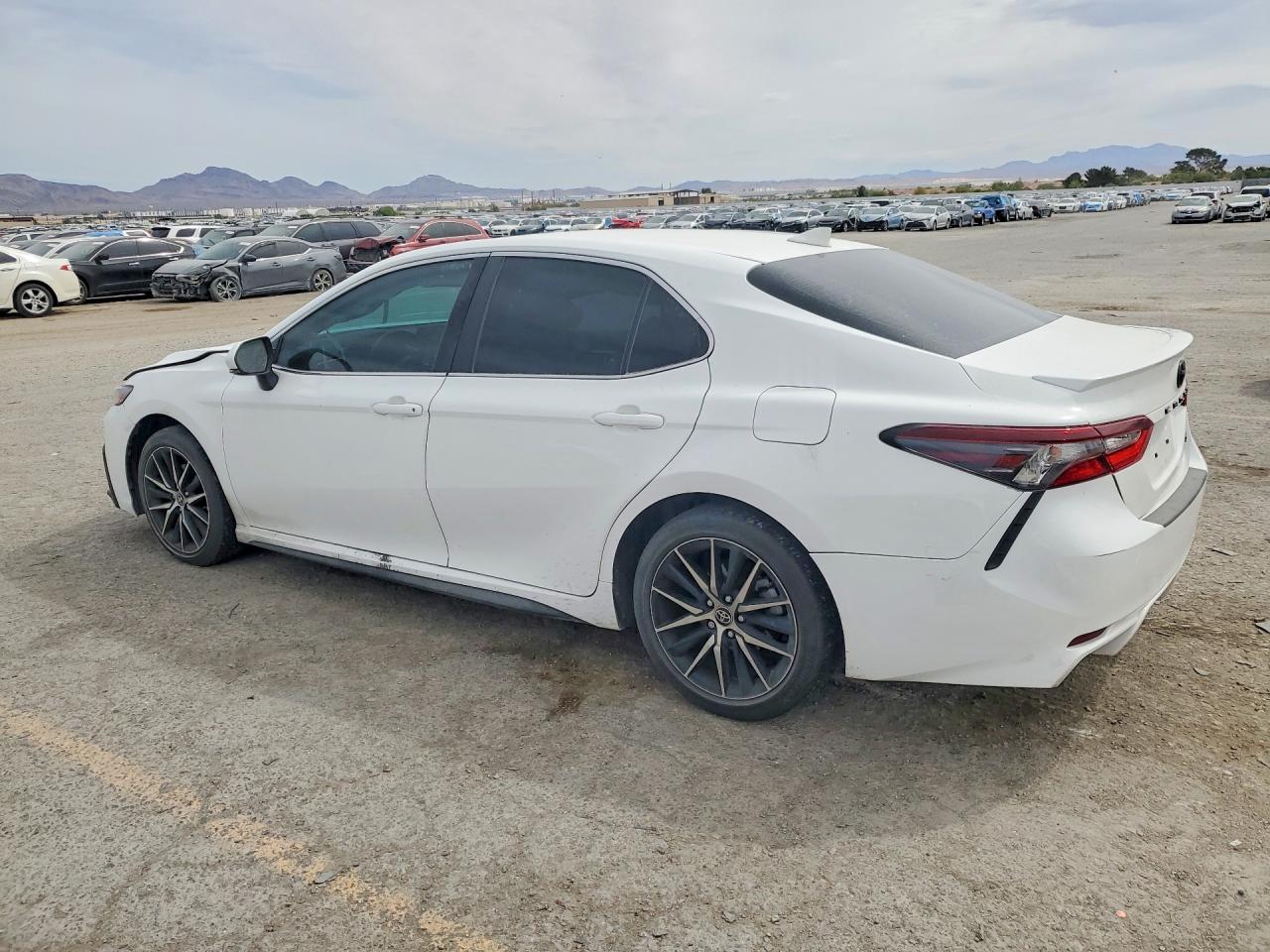 Toyota Camry Se