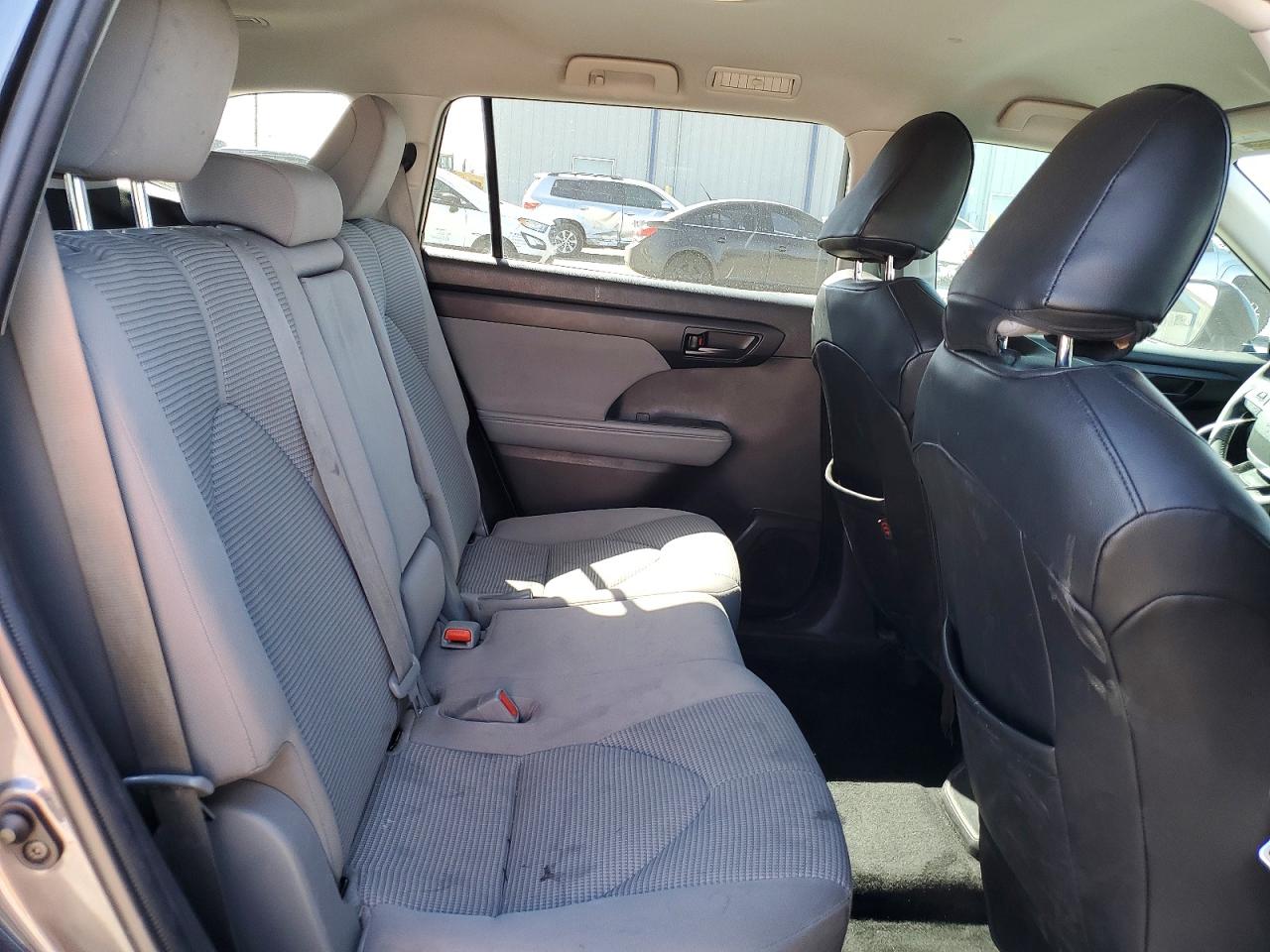 Toyota Highlander Le