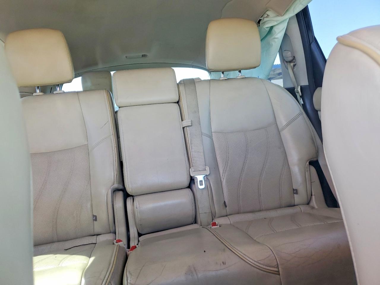 INFINITI Qx Base