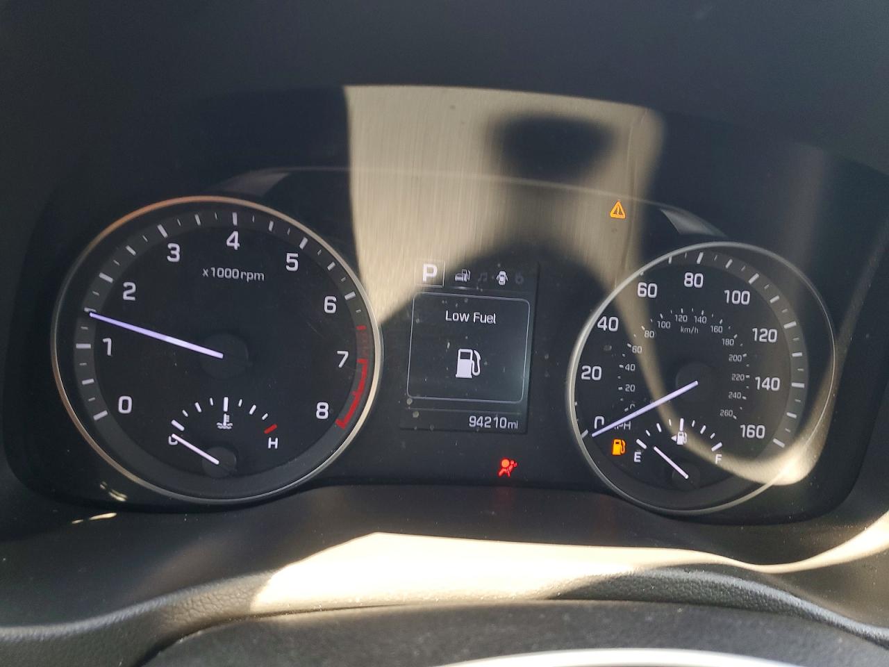 Hyundai ELANTRA Value Edition