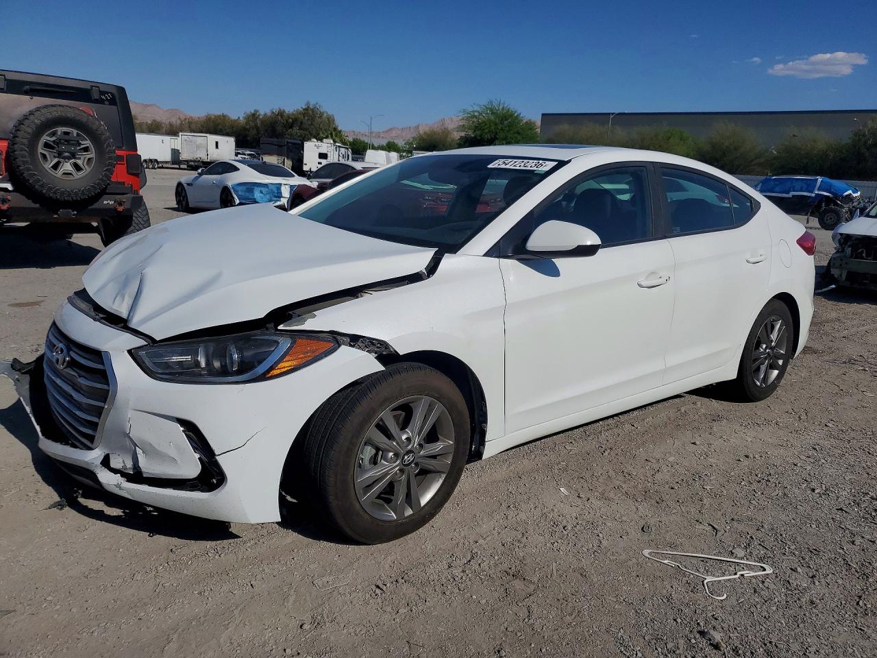 Salvage Hyundai ELANTRA Image