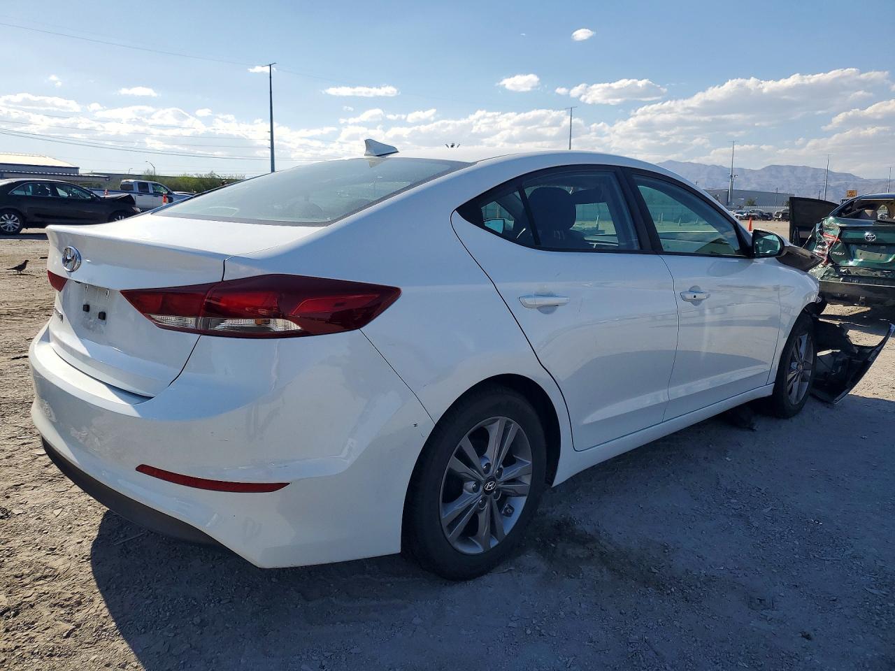 Hyundai ELANTRA Value Edition