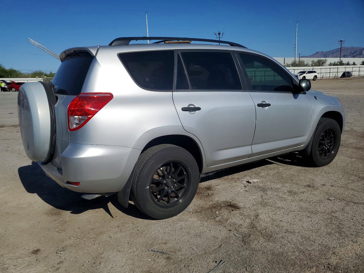 Toyota RAV4 Base