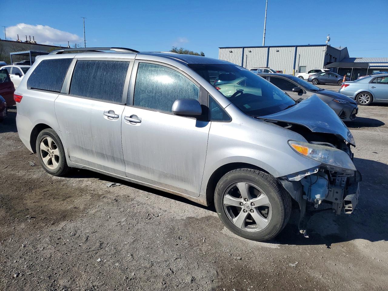 Toyota Sienna Le
