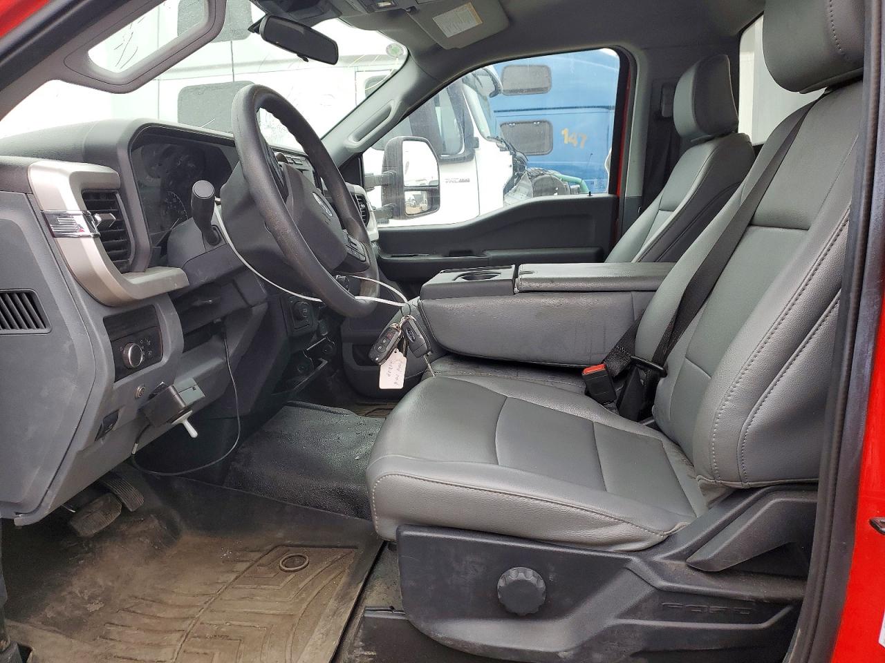 Ford F-550 Super Duty