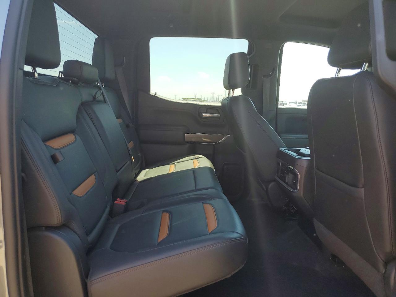 GMC Sierra K1500 At4
